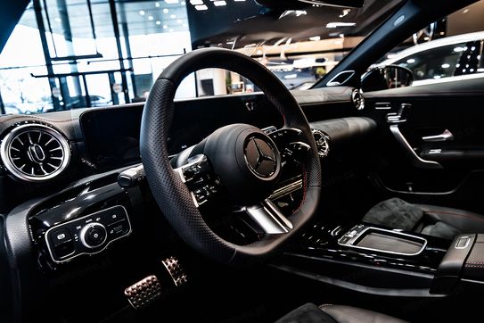 Mercedes CLA 200  AMG Line  Shooting Brake