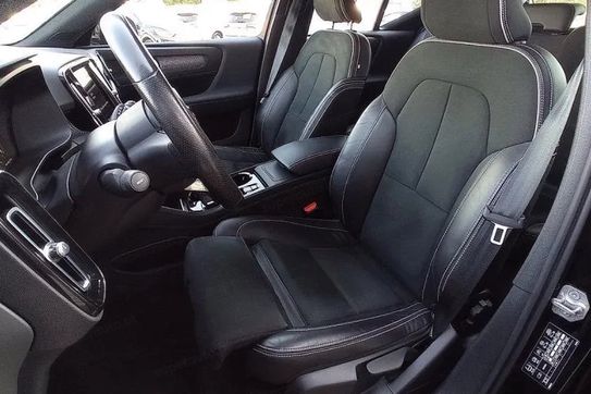 Volvo XC40 B4 B R-Design