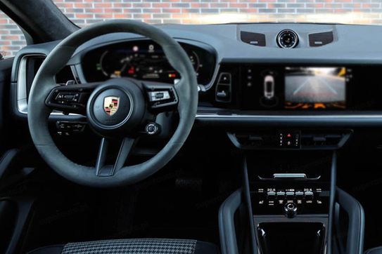 Porsche Cayenne Coupe Black Edition