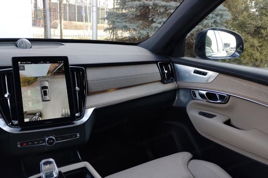 Volvo XC90 T8 AWD Plug-In Hybrid Plus Dark 7os