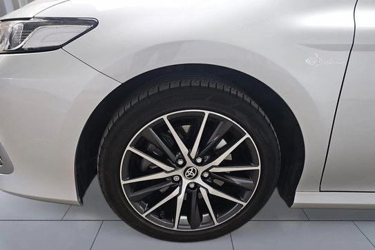 Toyota Camry 2.5 Hybrid Prestige