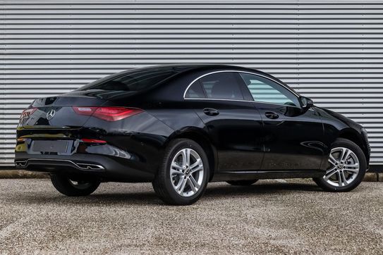 Mercedes CLA 200 mHEV 7G-DCT