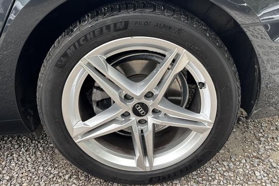 Audi A4 35 TFSI mHEV S tronic