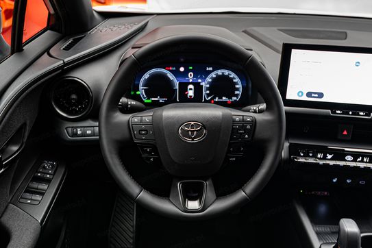 Toyota C-HR Teamplayer 1.8 Hybrid