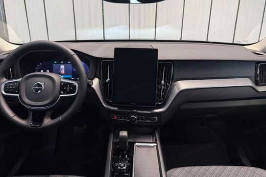 Volvo XC60 B5 AWD Core