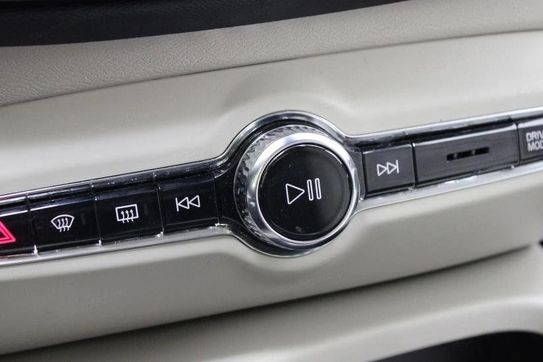 Volvo XC40 T3