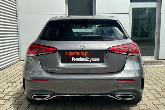 Mercedes Klasa A A 250 e AMG Line 8G-DCT