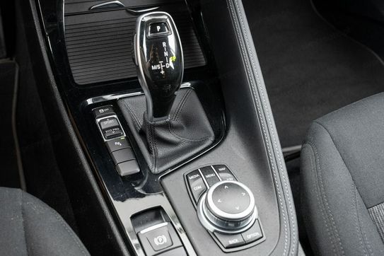 BMW X2 SDRIVE18I Advantage