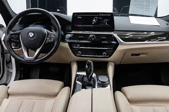 BMW Seria 5 520i