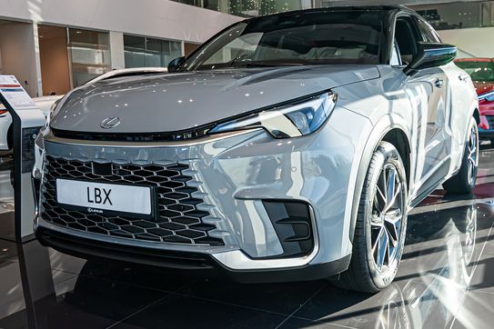 Lexus LBX Emotion 1.5 Hybrid