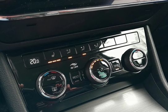 Skoda Superb 2.0 TDI SCR 4x4 Style DSG