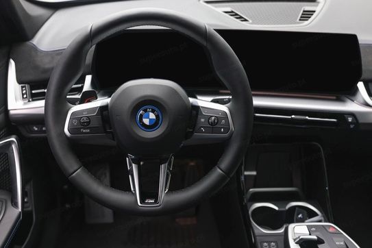 BMW iX1 eDrive20 M Sport