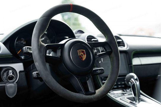 Porsche Cayman 718 Cayman