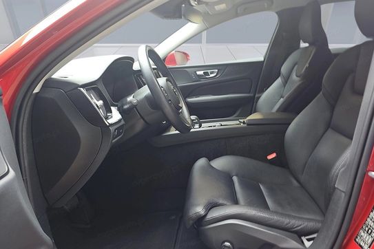 Volvo V60 B3