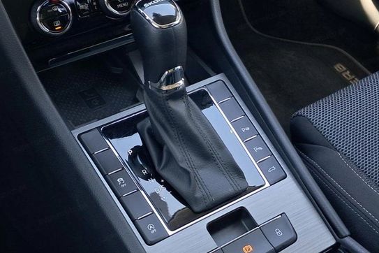 Skoda Superb 2.0 TDI  Style DSG