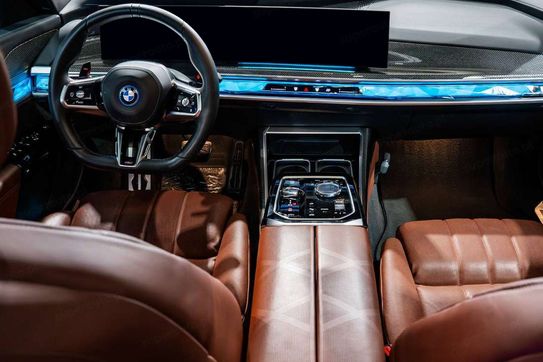 BMW Seria 7 M760e xDrive