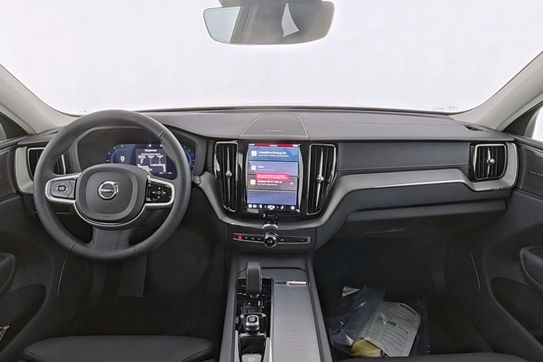 Volvo XC60 B5 B AWD Ultra Dark