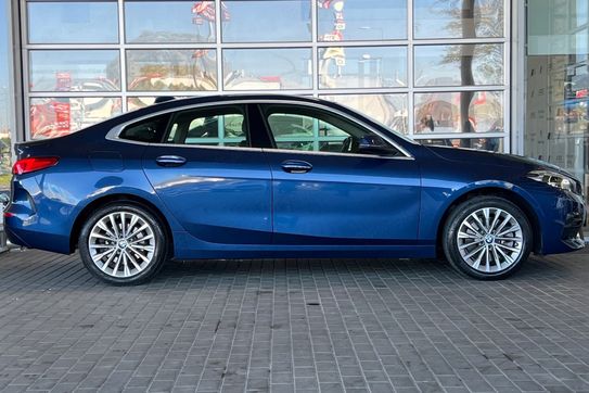 BMW Seria 2 220i Luxury Line aut