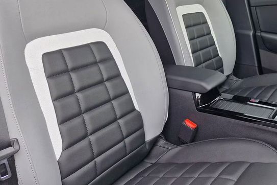 Citroen C4 Max EAT8 1.2 PureTech