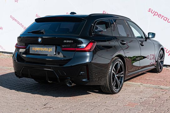 BMW Seria 3 Touring 330i xDrive M Sport