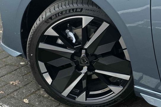 Peugeot 308 GT Exclusive S&S e-DCS6 1.2 mHEV