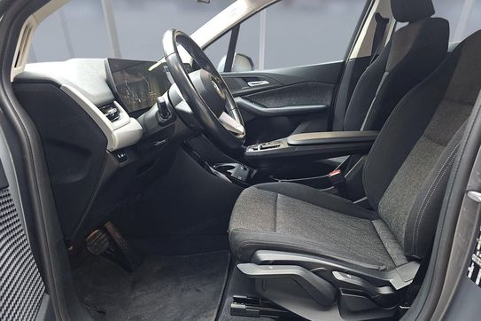 BMW Seria 2 218i aut