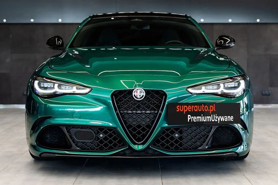 Alfa Romeo Giulia Bi Turbo V6 Quadrifoglio