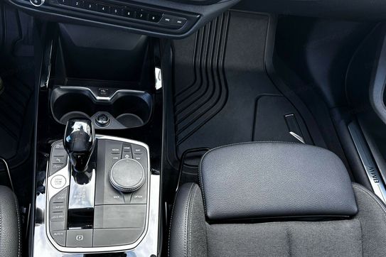 BMW Seria 1 118i Sport Line