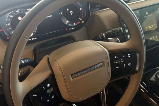 Land Rover Range Rover Sport 3.0 D300 Dynamic SE