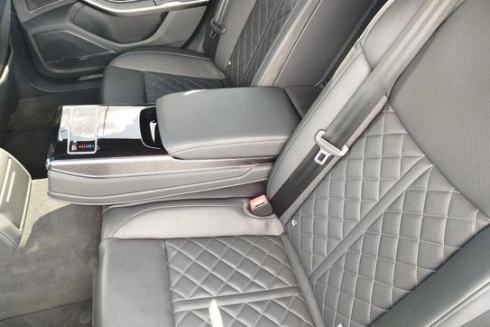 Audi A8 S8 TFSI mHEV Quattro Tiptr.