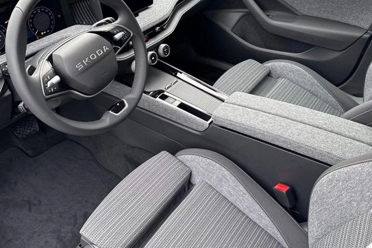 Skoda Superb Selection 1.5 TSI mHEV DSG