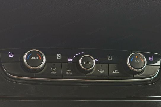 Opel Grandland X 1.2 T aut