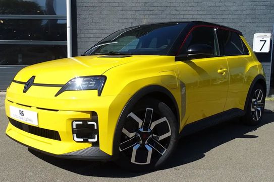 Renault 5 Urban Range Techno