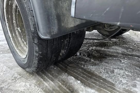 Iveco Daily 35C14 Zabudowa Brygadowa + Wywrotka