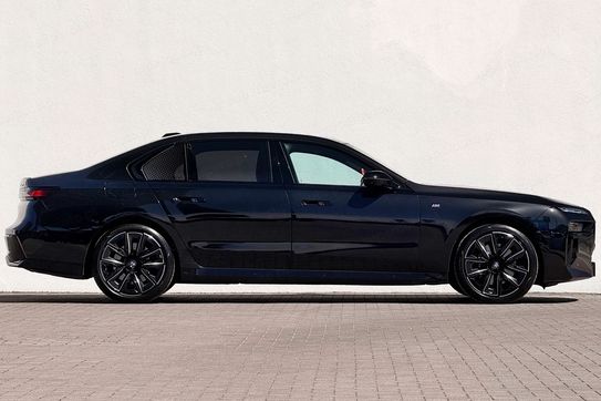BMW Seria 7 740d xDrive M Sport