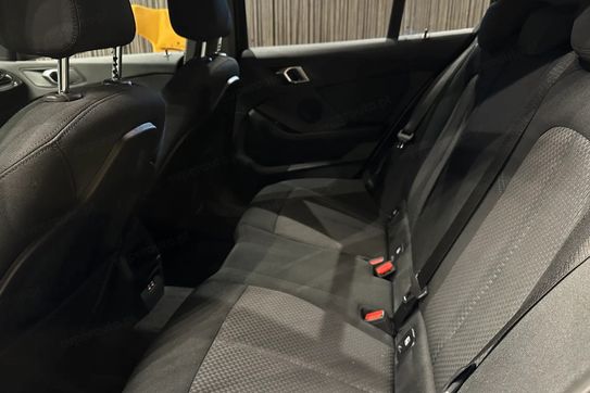 BMW Seria 1 118i Advantage