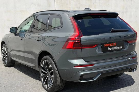 Volvo XC60 T6 Plug-In Hybrid AWD Ultra Dark