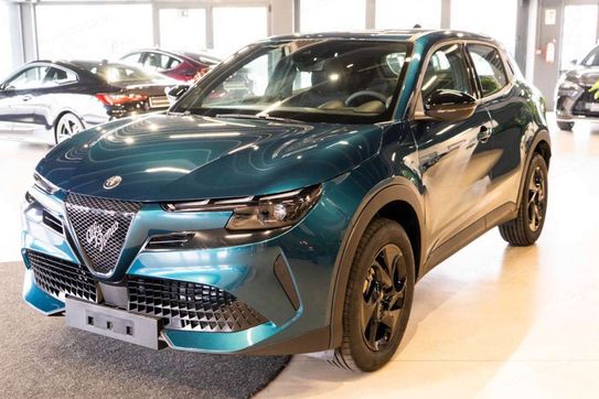 Alfa Romeo Junior Ibrida