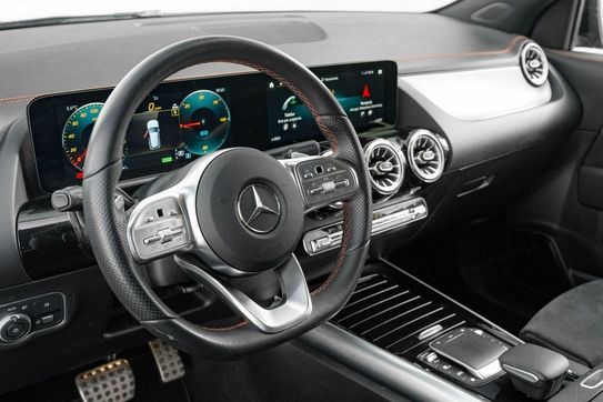 Mercedes EQA 250+ 70.5kWh AMG Line