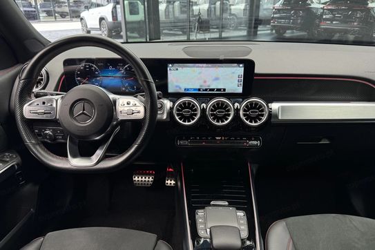 Mercedes GLB 200 AMG Line 7G-DCT