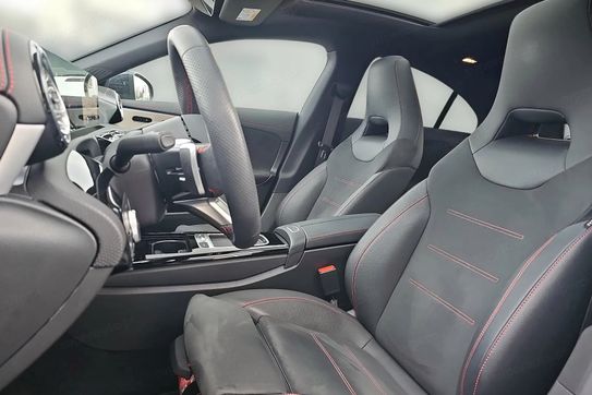 Mercedes CLA 200 AMG Line