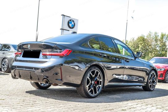 BMW Seria 3 330i xDrive M Sport