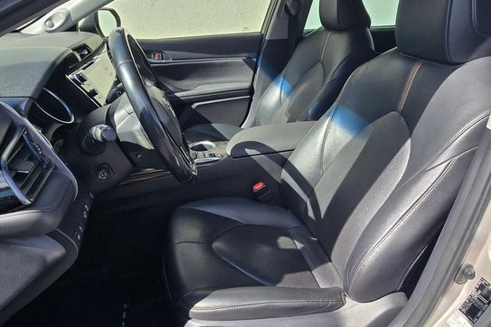 Toyota Camry 2.5 Hybrid Executive Cvt