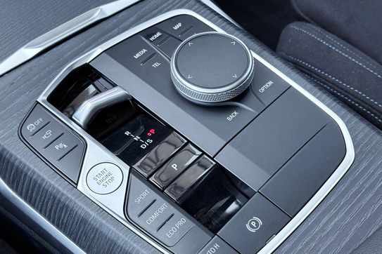 BMW Seria 3 320d xDrive mHEV M Sport aut