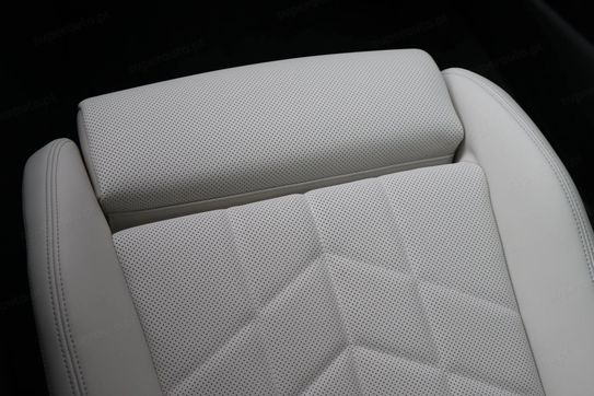 BMW i5 eDrive40