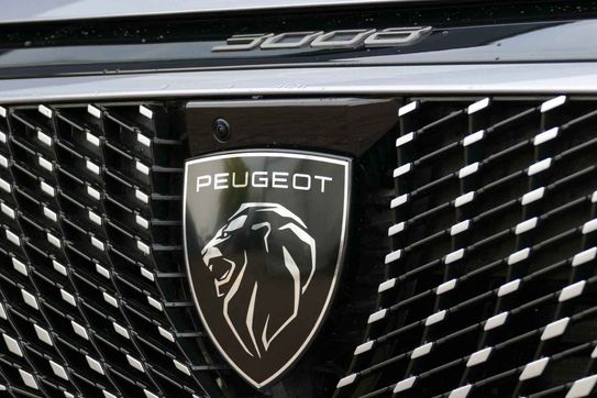 Peugeot 3008 GT e-DCS6 1.2 mHEV