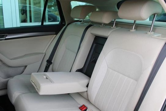 Skoda Superb 2.0 TDI SCR Style DSG