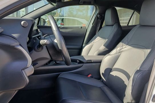 Lexus UX 250h F Sport Design 2WD