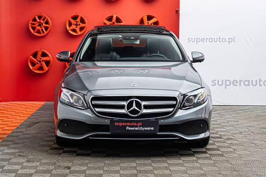 Mercedes Klasa E E 220 d 4-Matic Business Edition 9G-TRONIC