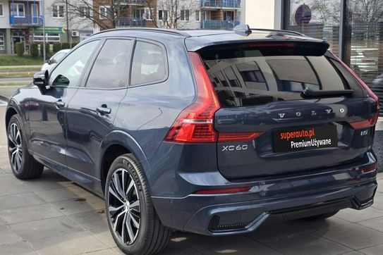 Volvo XC60 B5 B AWD Ultra Dark aut